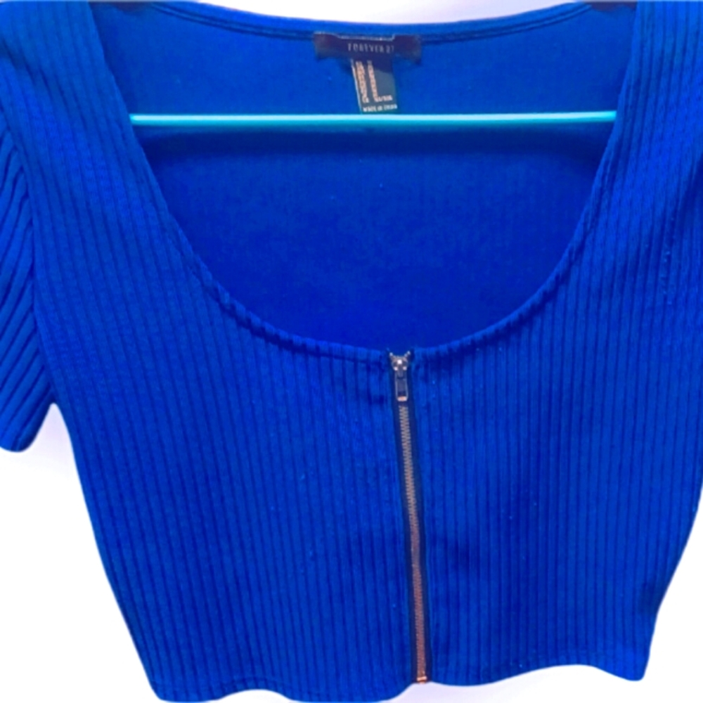 Zip up crop top